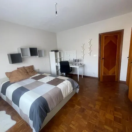 8 Personas En アパート