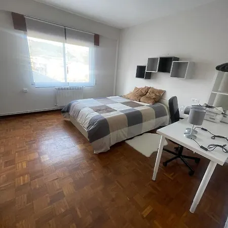 アパート 8 Personas En *