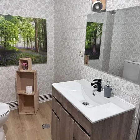 アパート 8 Personas En ポンテベドラ