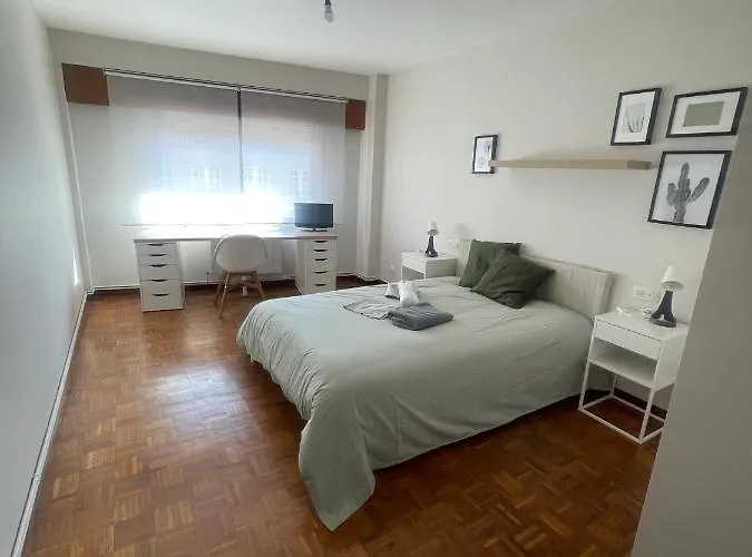 8 Personas En Daire Pontevedra