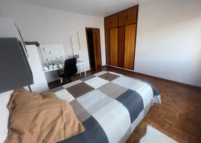 8 Personas En Daire Pontevedra